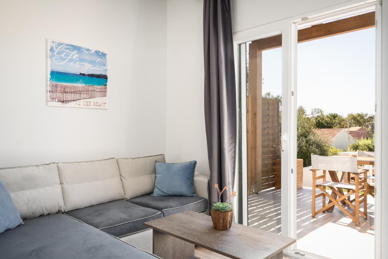 Reiki Apartments Ereikoussa Екстер'єр фото